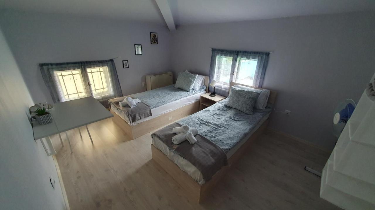Стаи За Гости Sun House Apartment Varna Exterior photo